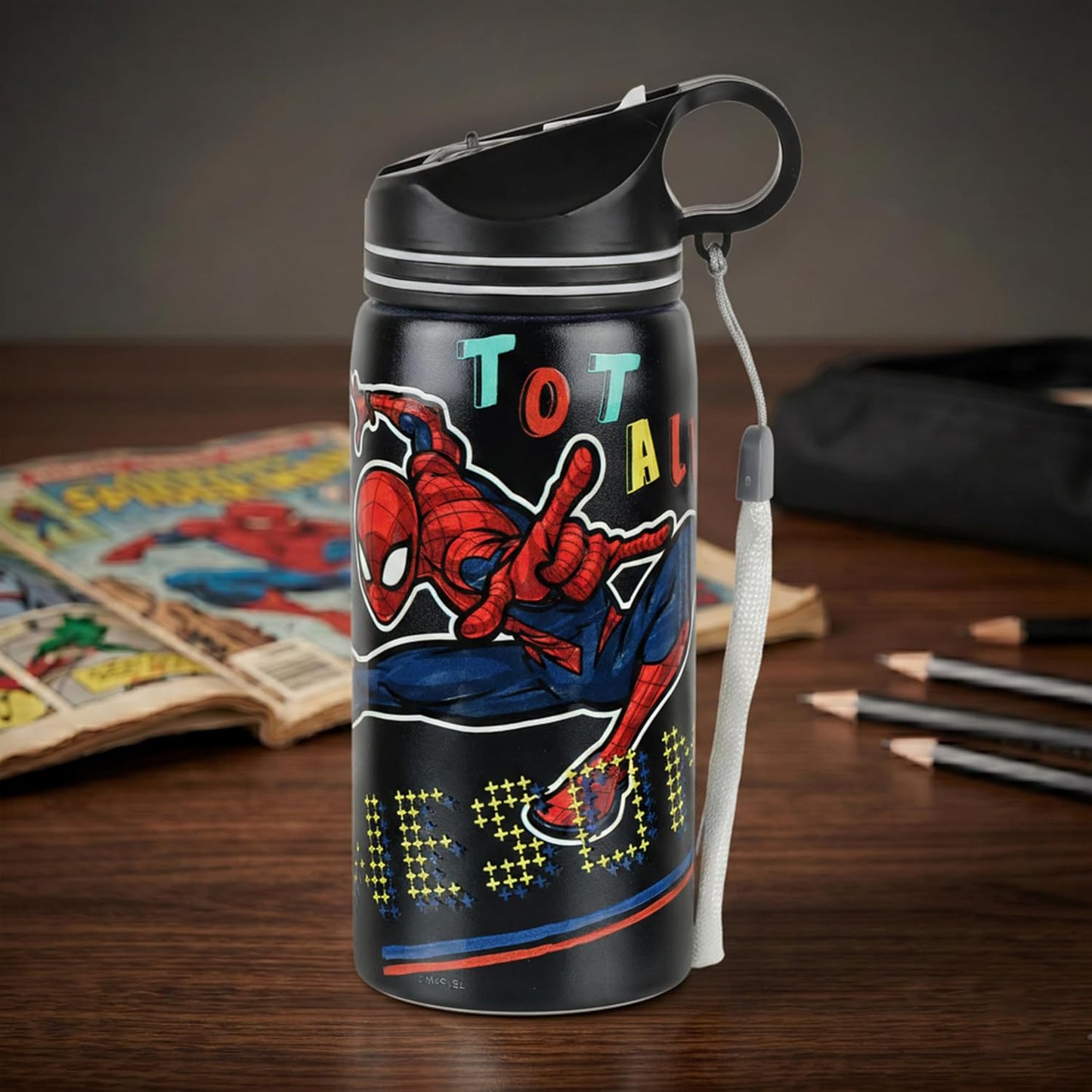 Marvel Spider-Man Stainless Steel Water Bottle for Kids, Non-Insulated Leakproof with Carry Loop, BPA Free School Water Bottle for Boys, Travel, Sports & Outdoor Use, 500ml Capacity